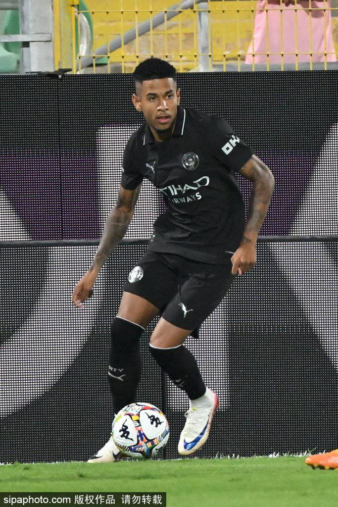 瓜迪奥拉的“新门将实验”：多纳鲁马能否复制哈兰德的奇迹？